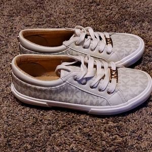 Michael Kors Kids Shoes Size 1